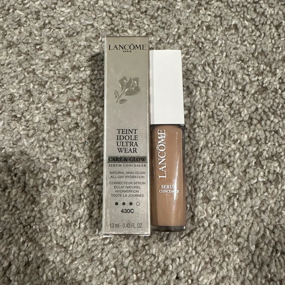 Lancôme Care and Glow Serum Concealer- 430C